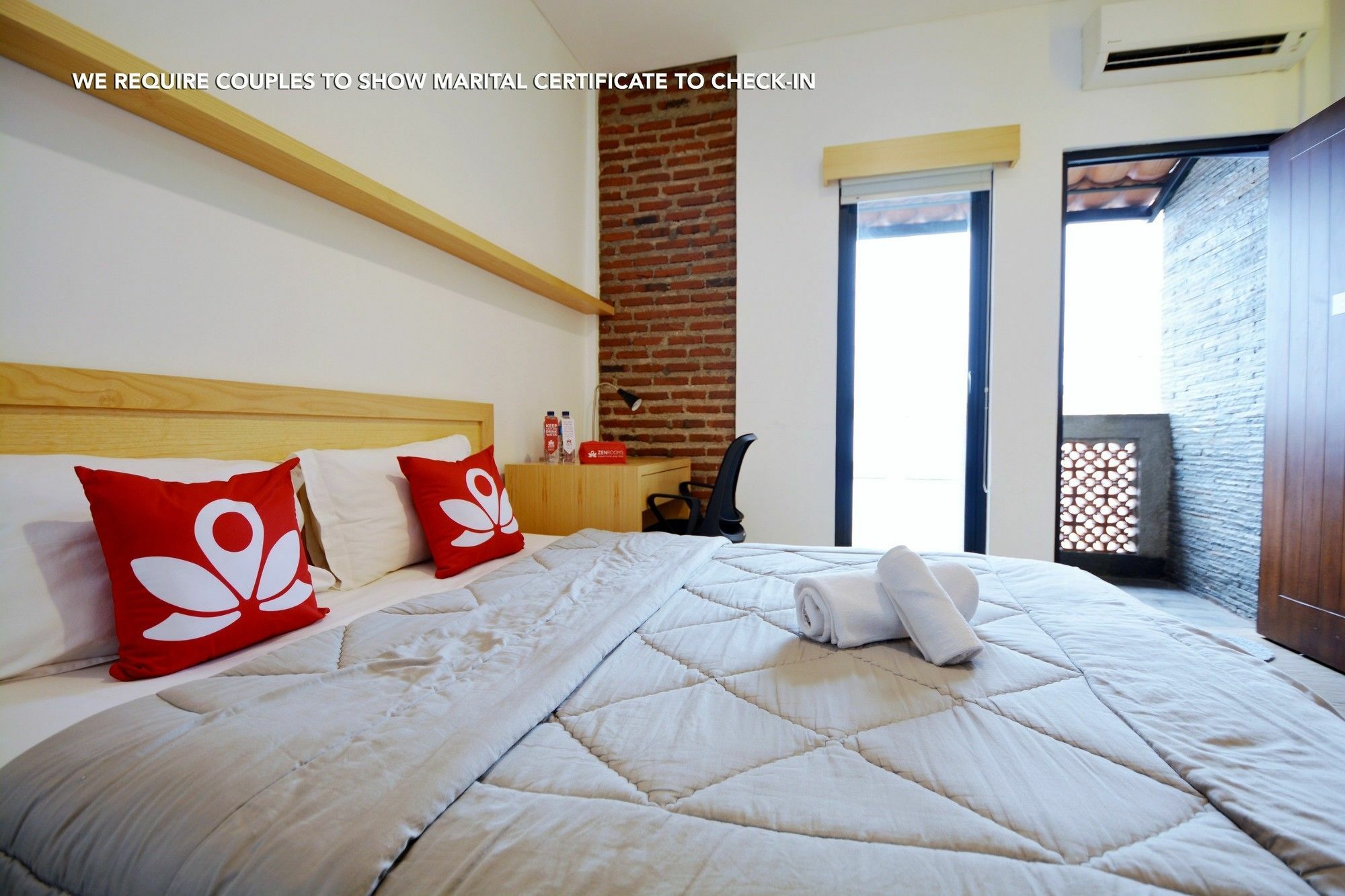 Legacy Residence Syariah Giacarta Esterno foto