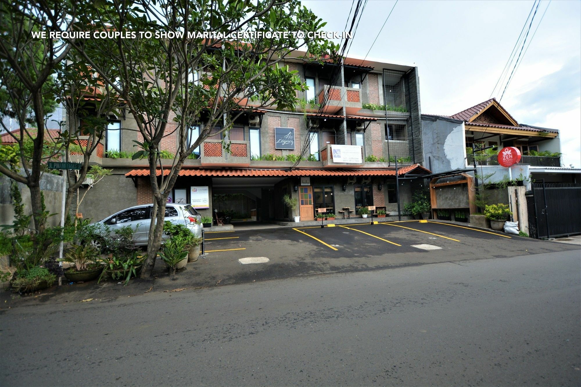 Legacy Residence Syariah Giacarta Esterno foto
