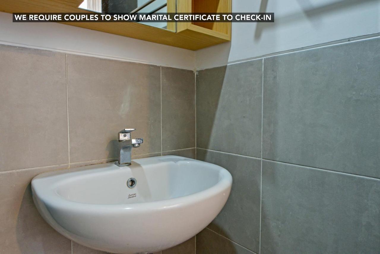Legacy Residence Syariah Giacarta Esterno foto