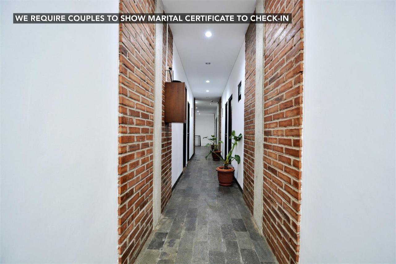 Legacy Residence Syariah Giacarta Esterno foto